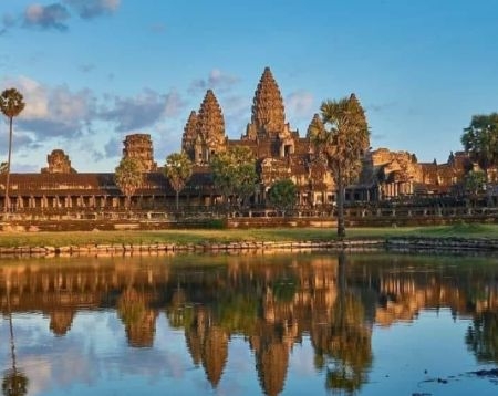 Phnom Penh To Angkor Wat And Back Tour 2d1n